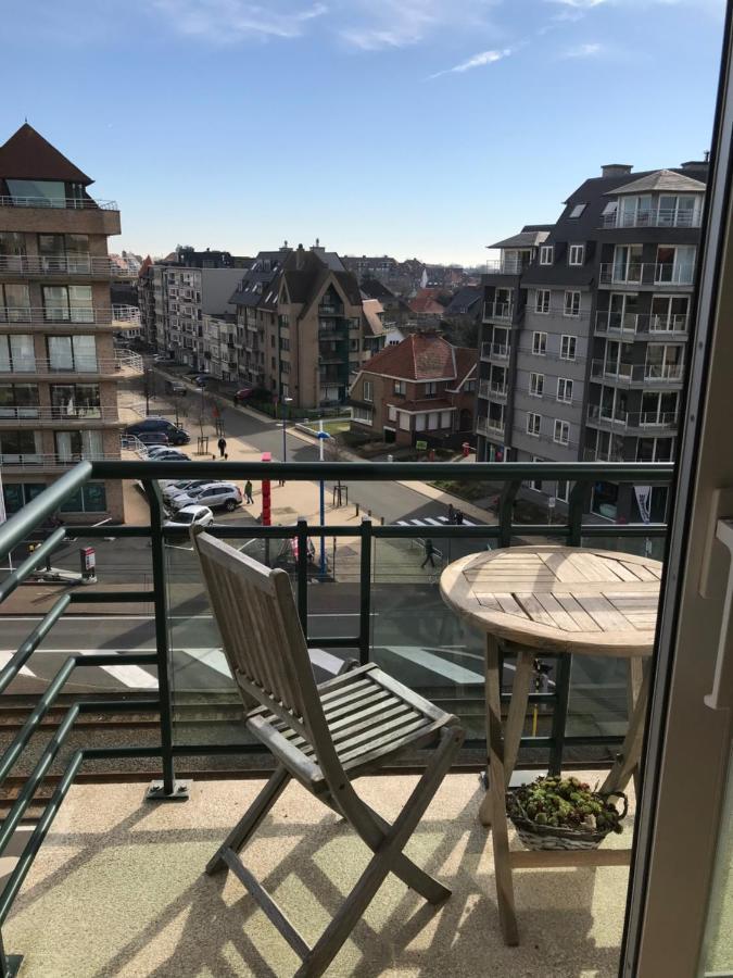 Апартаменты Appt Pablo Met Prive-Garage, Vlakbij Zee, In Koksijde-Bad Экстерьер фото