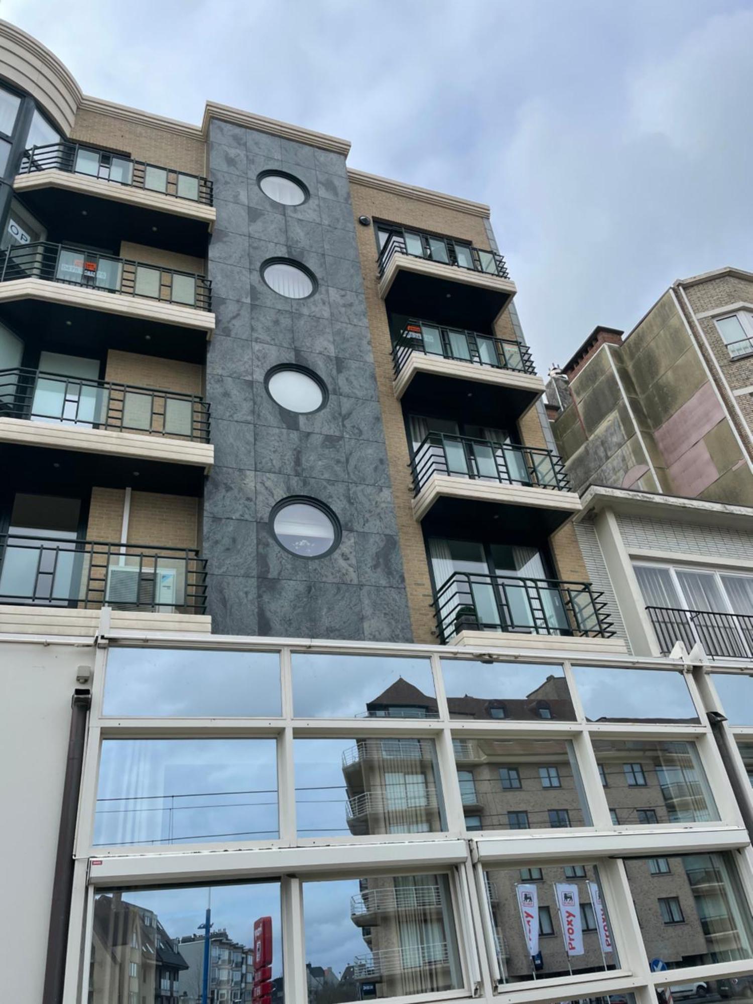 Апартаменты Appt Pablo Met Prive-Garage, Vlakbij Zee, In Koksijde-Bad Экстерьер фото